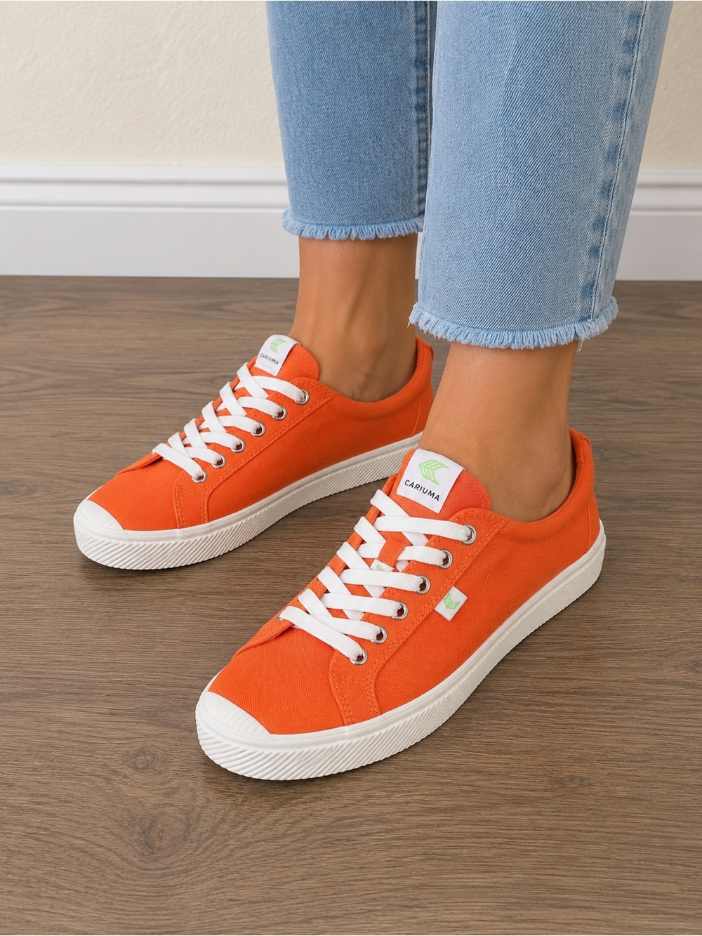 CARIUMA Orange Canvas Low Top Sneakers Women’s 12 Men’s 10.5 EU 43.5
